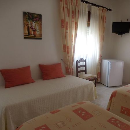 Guesthouse Luar Одесекс Екстериор снимка
