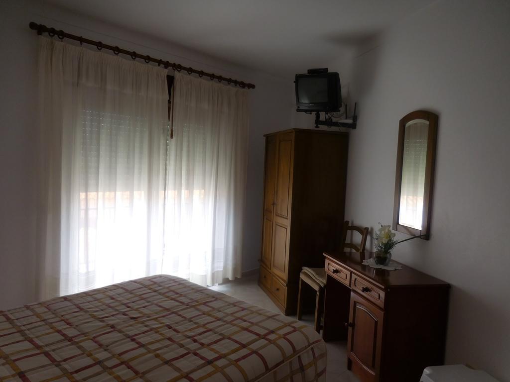 Guesthouse Luar Одесекс Екстериор снимка