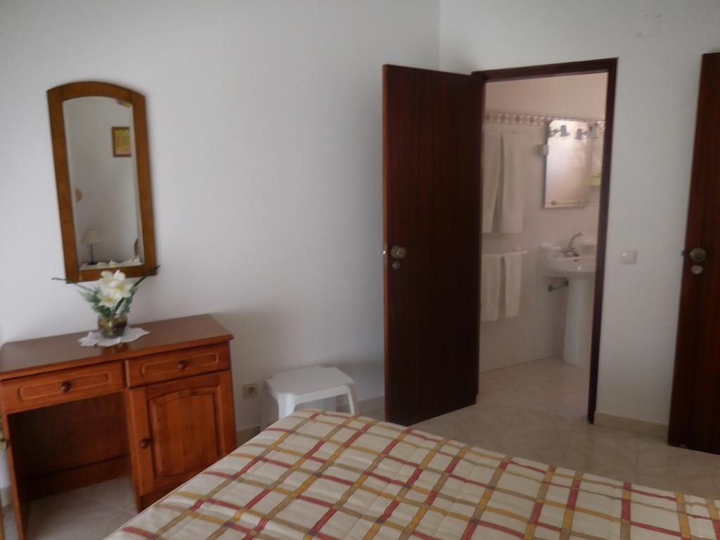 Guesthouse Luar Одесекс Екстериор снимка