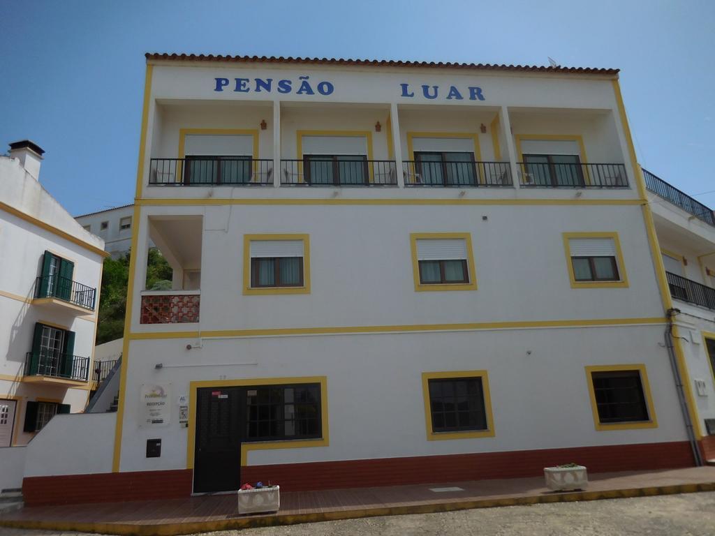 Guesthouse Luar Одесекс Екстериор снимка